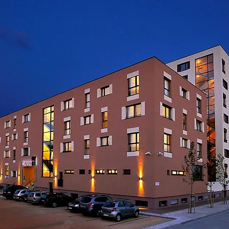 Melrose فندق براتسيلافا